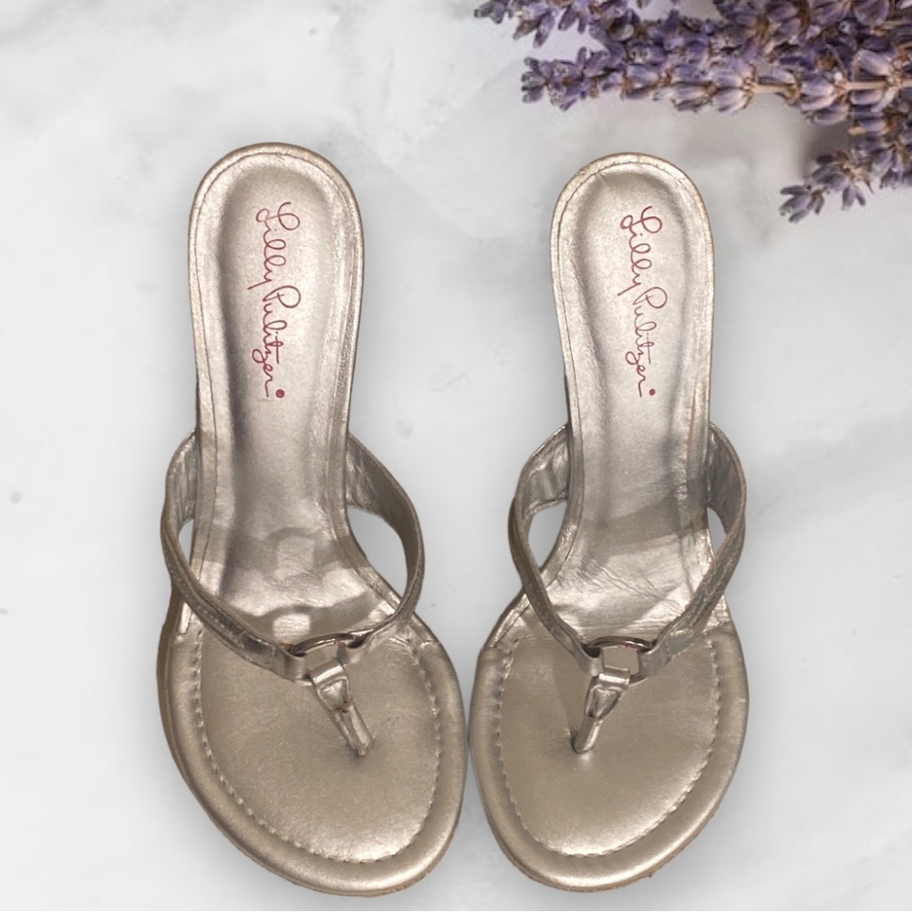 NWOT Lilly Pulitzer Silver Metallic Shoes